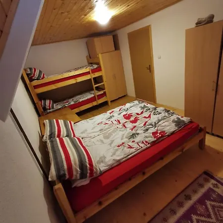 Vikendica Vlasic Casa de hóspedes *